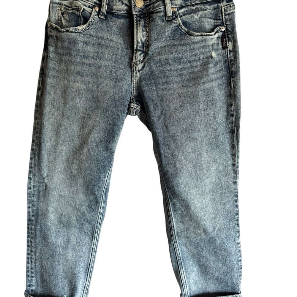 Silver Jeans Blue Capri Pants Distressed Look